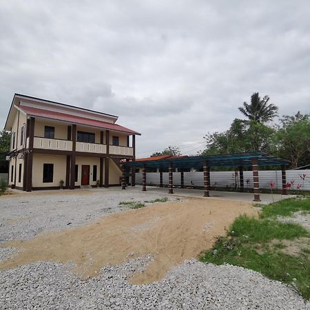 Roomstay Villa Tok Wan Kuantan Luaran gambar
